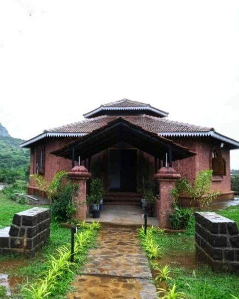 Umbaratha Resort Naneghat