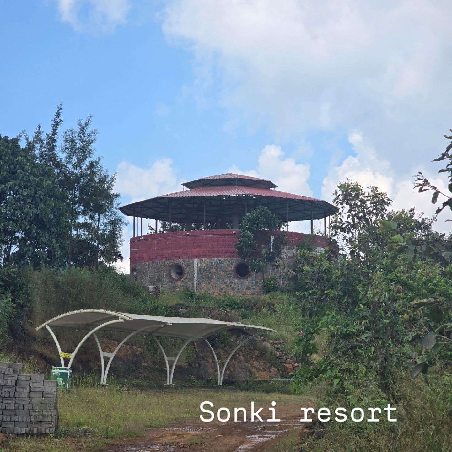 Sonki Lake Resort