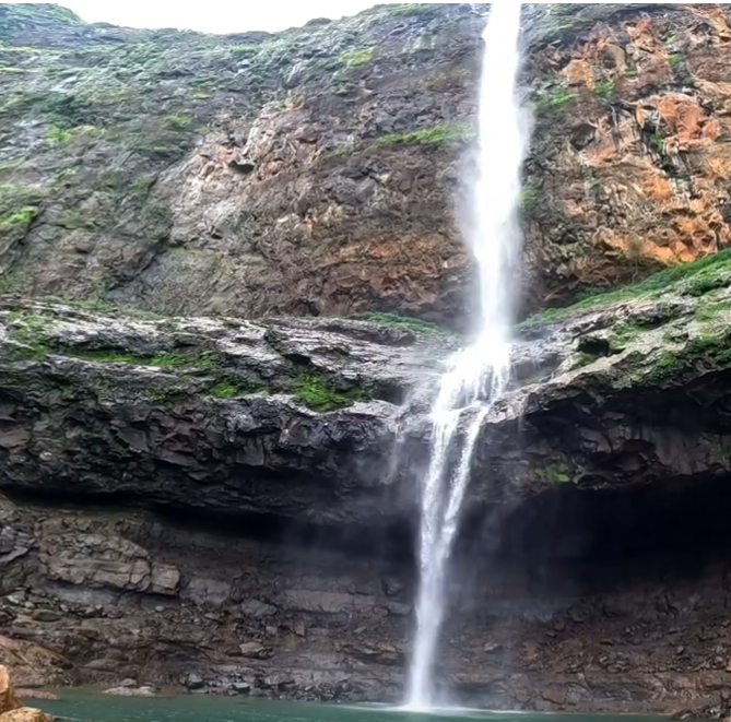 Nanemachi Waterfall trek