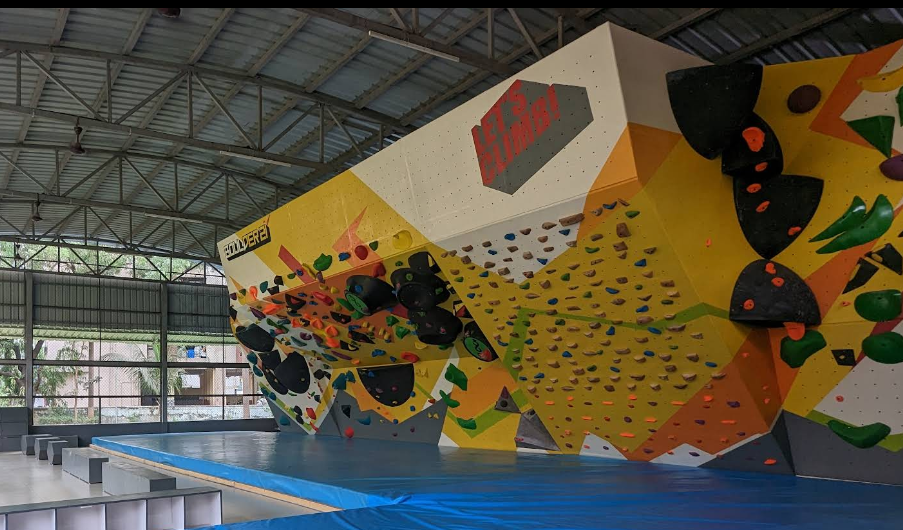 Boulder 21 indoor rock climbing navi mumbai